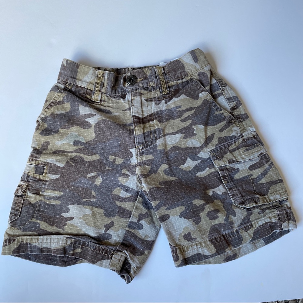 Columbia shorts
